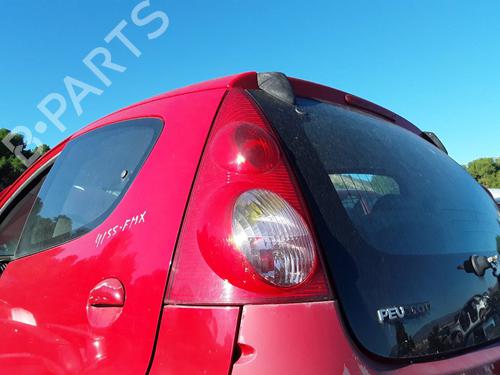 Used Left taillight PEUGEOT 107 (PM_, PN_) 1.0 (68 hp) 8845045