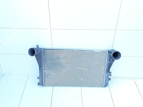 Used Intercooler VW TOURAN (1T1, 1T2) 2.0 TDI 16V (140 hp) 13611145