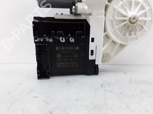 Right front window motor VW GOLF PLUS V (5M1, 521) 1.9 TDI | BP31177628E20