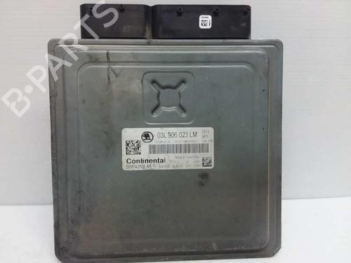 Used Engine control unit (ECU) SKODA RAPID (NH3, NK3, NK6) 1.6 TDI (105 hp) 7470928