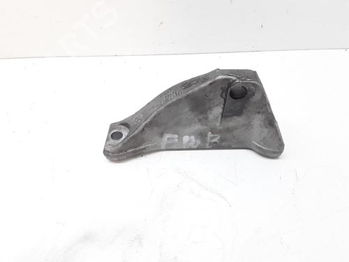 Used Engine mount BMW X3 (E83) xDrive 20 d (177 hp) 13075360