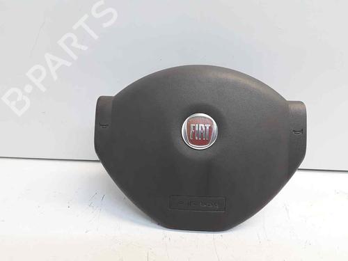 Used Driver airbag Driver airbag FIAT PANDA (169_) 1.2 (169.AXB11, 169.AXB1A) (60 hp) 33719481 33719481