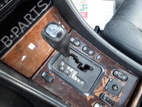 Used Gear lever MERCEDES-BENZ CLK (C208) CLK 230 Kompressor (208.347) (193 hp) 18130438