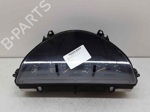 Kombinert Instrument MERCEDES-BENZ M-CLASS (W163) ML 400 CDI (163.128) (250 hp) 9130503