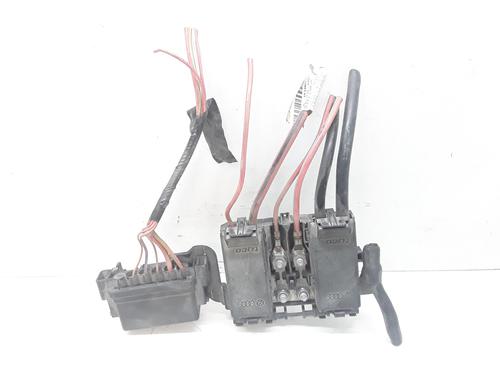 Fuse box VW POLO IV (9N_, 9A_) 1.2 12V | BP13233455E1