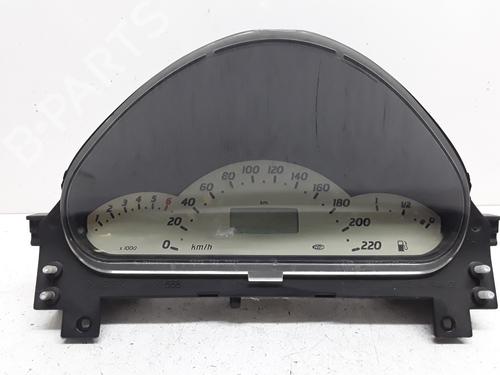 Used Instrument cluster MERCEDES-BENZ A-CLASS (W168) A 190 (168.032, 168.132) (125 hp) 15957454