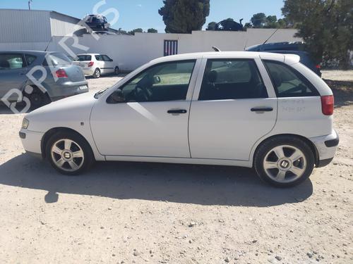 Left headlight SEAT IBIZA II (6K1) 1.9 D | BP15582824C28 