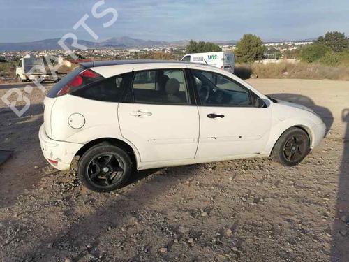 Right front fog light FORD FOCUS I Saloon (DFW) 1.8 Turbo DI / TDDi | BP7472744C31