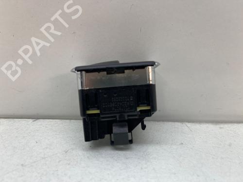 Left rear window switch MERCEDES-BENZ CLA Coupe (C117) CLA 220 CDI / d (117.303) | BP25841825I29 