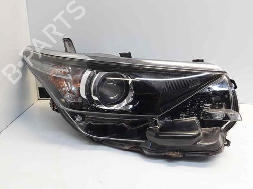 Used Right headlight Right headlight TOYOTA AURIS (_E18_) 1.8 Hybrid (ZWE186_, ZWE186R) (136 hp) 32177309 32177309