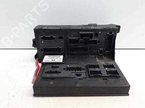 Sicherungskasten für MERCEDES-BENZ E-CLASS (W211) E 320 CDI (211.022) (224 hp) 33162369