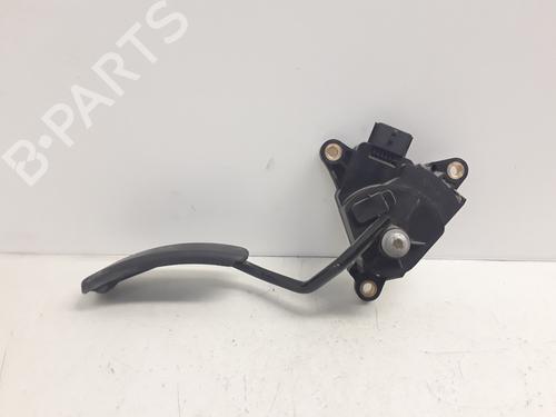 Pédale RENAULT MEGANE II (BM0/1_, CM0/1_) 2.0 dCi (BM1K, CM1K) (150 hp) 19037635