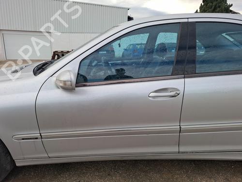 Used Left front door MERCEDES-BENZ C-CLASS (W203) C 220 CDI (203.006) (136 hp) 31906655