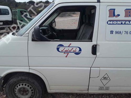 Used Left front door VW TRANSPORTER T4 Van (70A, 70H, 7DA, 7DH) 1.9 TD (68 hp) 22442272