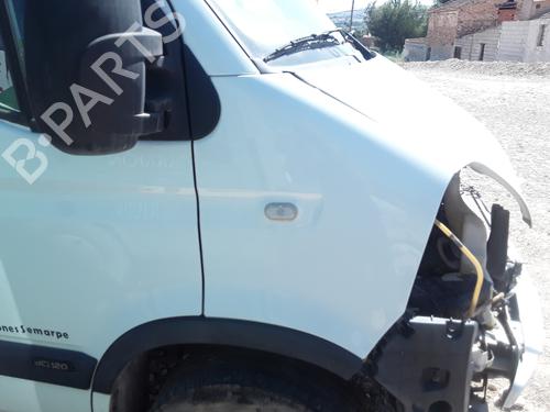 Used Right front fenders RENAULT MASTER II Van (FD) 2.5 dCi (120 hp) 17992688