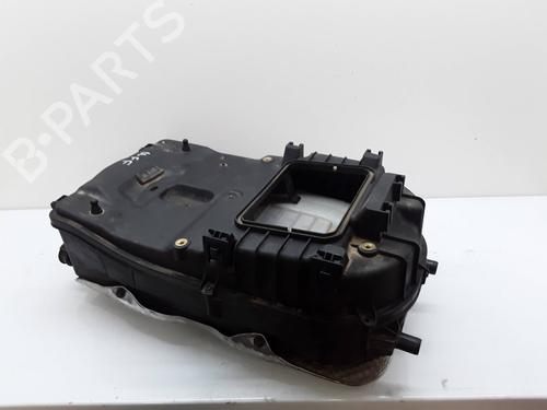 air-filter-box-mercedes-benz-c-class-w204-2007-2008-2009-2010-2011-2012-2013-2014-2015-33215840 main image