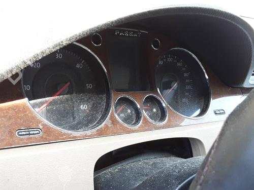 Used Instrument cluster Instrument cluster VW PASSAT B6 Variant (3C5) [2005-2011] 33628466 33628466