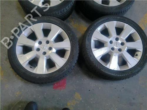 Used Front bumper reinforcement Front bumper reinforcement OPEL ZAFIRA / ZAFIRA FAMILY B (A05) [2005-2019] 33752580 33752580