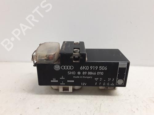 Sikringsdose SEAT LEON (1M1) 1.9 TDI (110 hp) 19169862