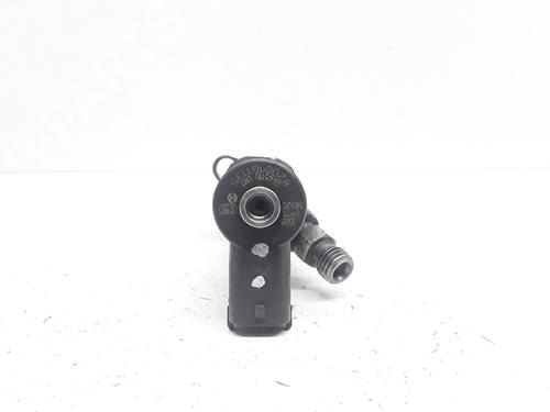 Used Injector RENAULT MASTER II Van (FD) 2.5 dCi (120 hp) 17992716