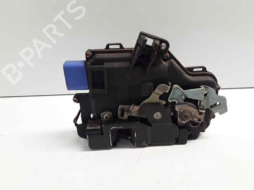 Front right lock VW GOLF VI (5K1) 1.6 TDI | BP30328605C97