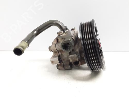 Used Steering pump HYUNDAI TRAJET (FO) 2.0 CRDi (113 hp) 16448289