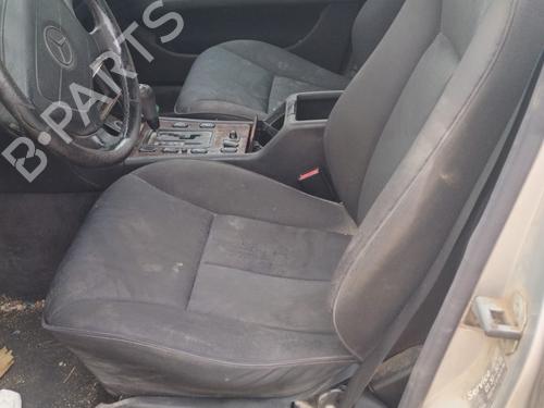 Fuse box MERCEDES-BENZ E-CLASS (W210) E 290 Turbo-D (210.017) | BP24878569E1 