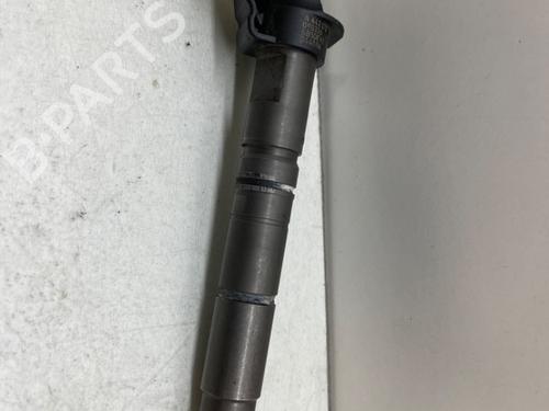 Used Injector MERCEDES-BENZ C-CLASS (W204) [2007-2015]  22936902