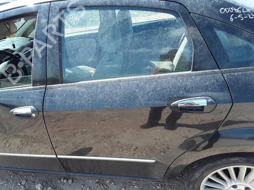 Używane Drzwi tylne lewe FIAT LINEA (323_, 110_) 1.3 D Multijet (323AXB11, 323AXB1A) (90 hp) 17830017