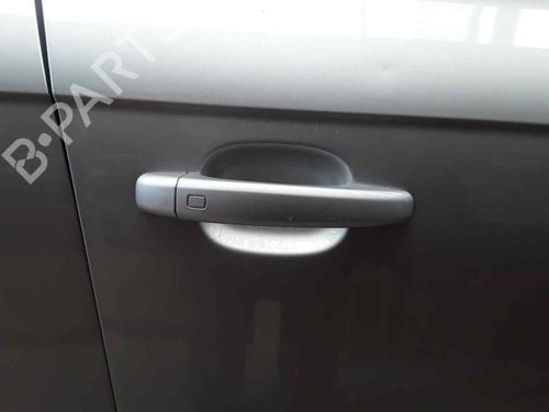Used Front right exterior door handle AUDI A4 B8 (8K2) 2.0 TDI (136 hp) 25254327