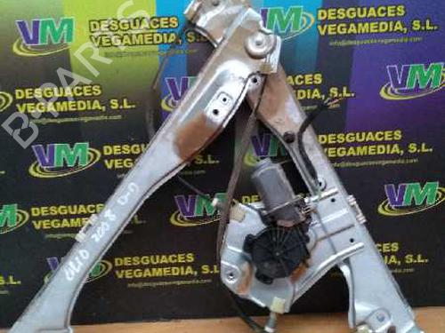 Used Front right window mechanism RENAULT CLIO III (BR0/1, CR0/1) [2005-2014]  7567423