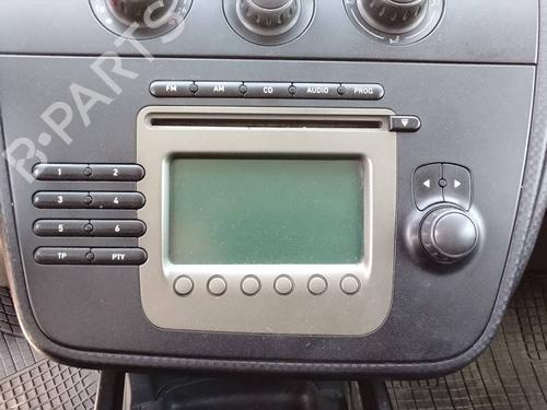 radio-seat-altea-5p1-2004-2005-2006-2007-2008-2009-2010-2011-2012-2013-2014-2015-38936794 main image