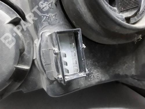 Right headlight OPEL CORSA C (X01) 1.4 Twinport (F08, F68) | BP11601291C29 
