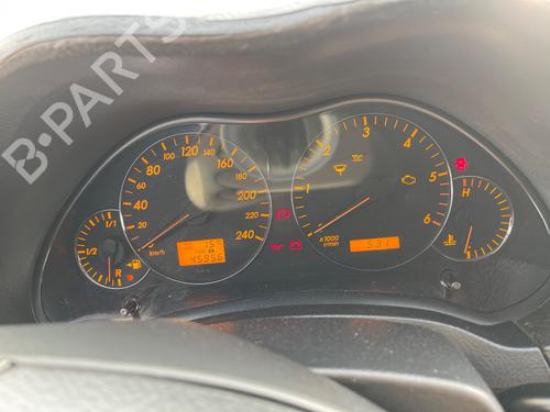 Used Instrument cluster TOYOTA AVENSIS Saloon (_T25_) [2003-2009]  30441214