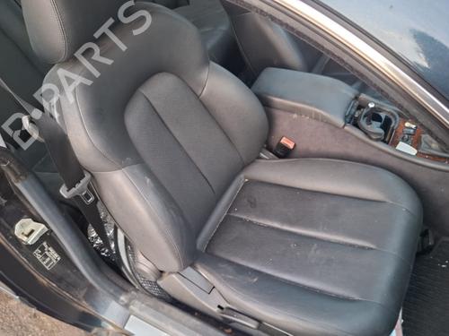 Used Right front seat Right front seat 37524930 37524930