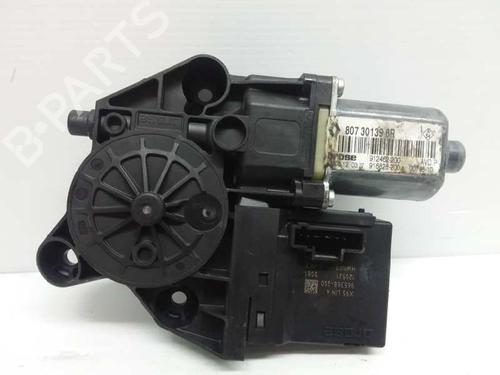 Rudehejsemotor forskærm højre RENAULT MEGANE III Hatchback (BZ0/1_, B3_) 1.5 dCi (BZ09, BZ0D, BZ1W, BZ29, BZ14) (110 hp) 7470888