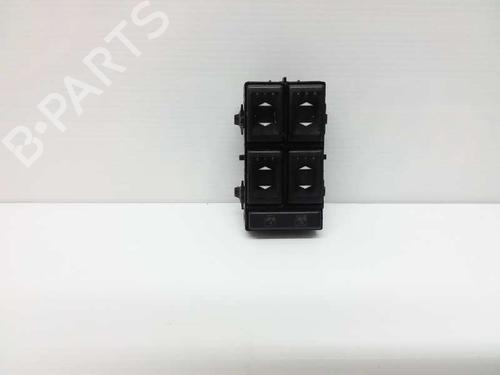 Used Left front window switch FORD MONDEO III (B5Y) [2000-2007]  7470666