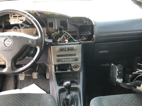 Right headlight OPEL ZAFIRA A MPV (T98) 2.0 DTI 16V (F75) | BP25928764C29