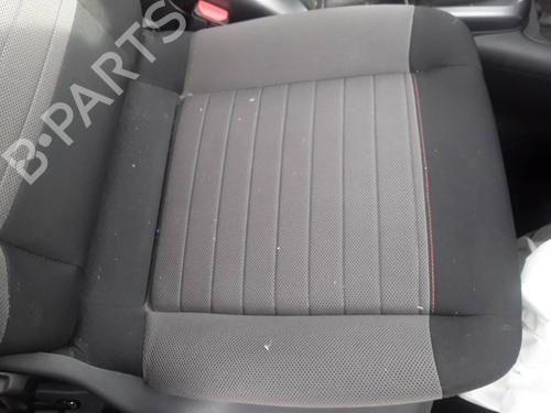 Used Right front seat CITROËN C3 AIRCROSS II (2R_, 2C_) 1.2 PureTech 110 (2RHNZB, 2RHNZW, 2RHNPX, 2RHNPJ) (110 hp) 16363473