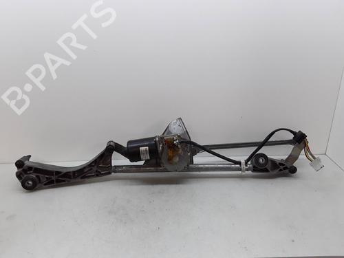 Used Front windshield wiper arm MERCEDES-BENZ CLK (C209) CLK 270 CDI (209.316) (170 hp) 30113274