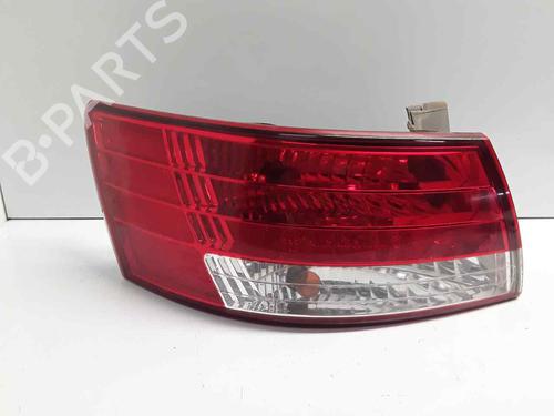 Farolim esquerdo HYUNDAI SONATA V (NF) 2.0 CRDi (140 hp) 30923253