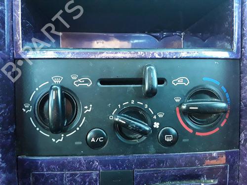Used Climate control PEUGEOT 207 (WA_, WC_) 1.4 BiFuel (73 hp) 8821186