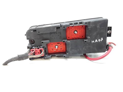 Sikringsdåse OPEL VECTRA C GTS (Z02) 1.8 (F68) 13241893 | 460023260 | 519176507 |