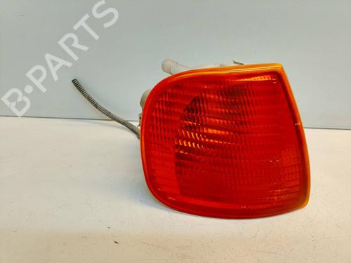 Used Right front indicator Right front indicator VW CADDY II Box Body/MPV (9K9A) 1.9 TDI (90 hp) 40157128 40157128