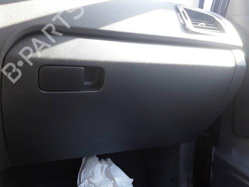 Used Glove box VW POLO V (6R1, 6C1) 1.2 TDI (75 hp) 18682926