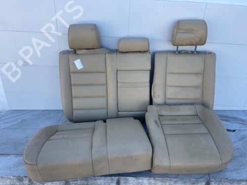 Used Rear seat VW TOUAREG (7LA, 7L6, 7L7) 2.5 R5 TDI (174 hp) 17748173