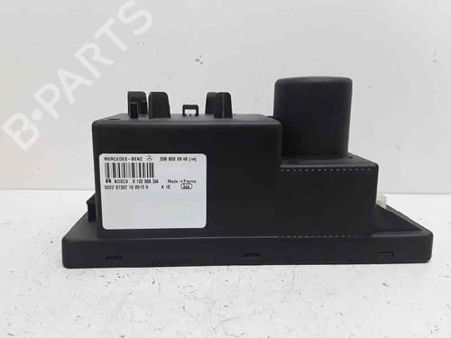 Dør styreenhed MERCEDES-BENZ E-CLASS (W210) E 290 Turbo-D (210.017) (129 hp) 21132111
