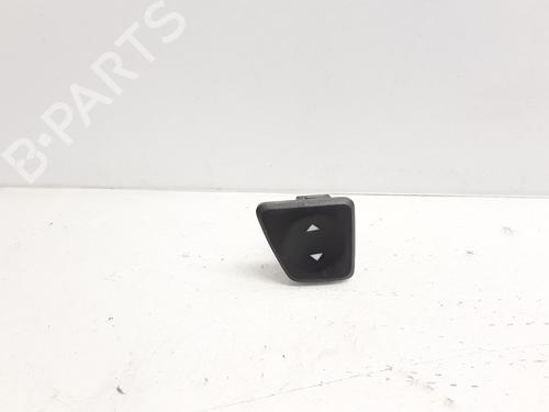 Used Left front window switch FIAT 500 (312_) 1.3 D Multijet (312AXE1A) (95 hp) 19701005