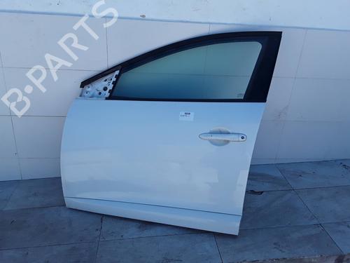 left-front-door-renault-megane-iii-hatchback-bz01_-b3_-2008-33832968 main image