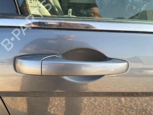 Front right exterior door handle CHRYSLER SEBRING (JS) 2.0 CRD BP27236082C129